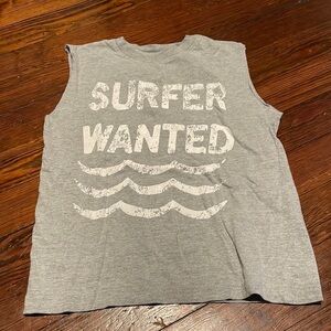 Three & Out Kid’s Gray Graphic Shirt with No Sleeves Size 5